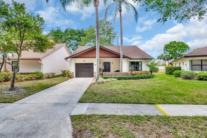 Picture of 4976 Boxwood Circle, Boynton Beach FL 33436