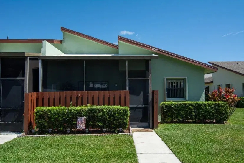 Picture of 1730 W Sanderling Lane 4, Fort Pierce FL 34982