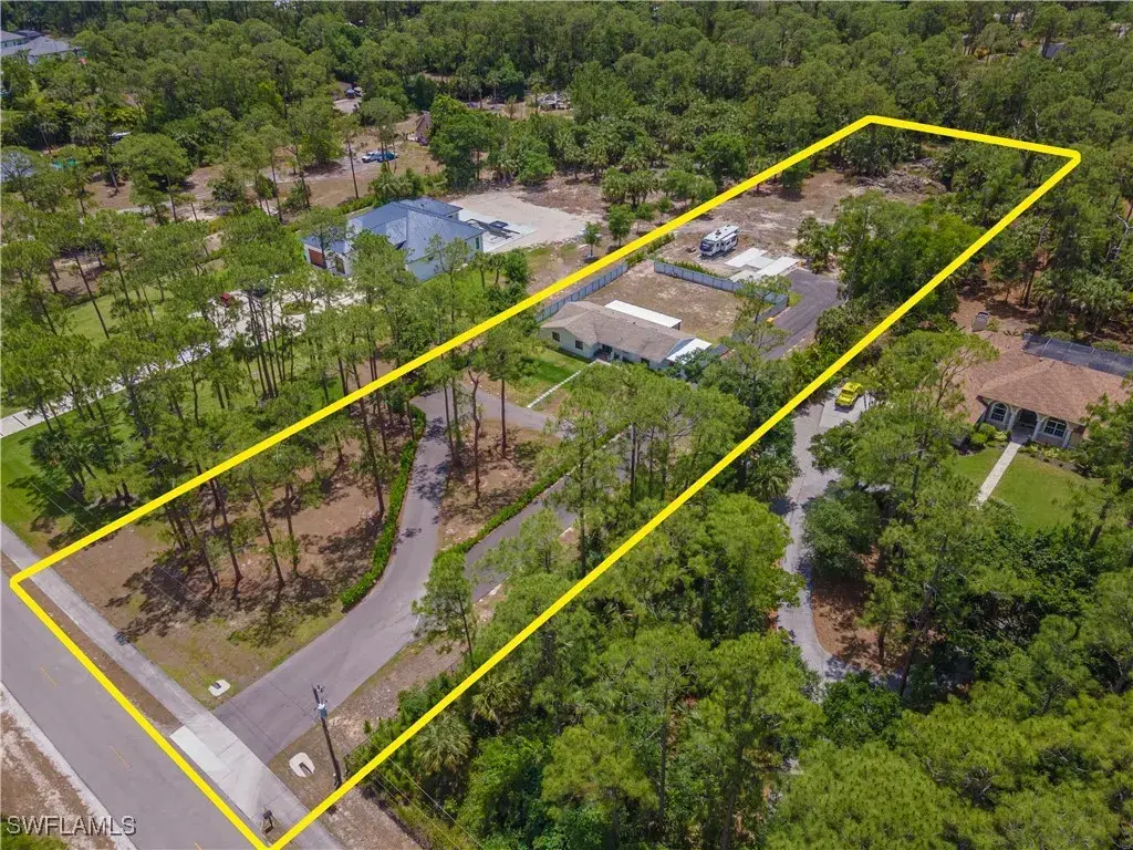 Picture of 3650 1St Ave Sw, Naples, FL 34117
