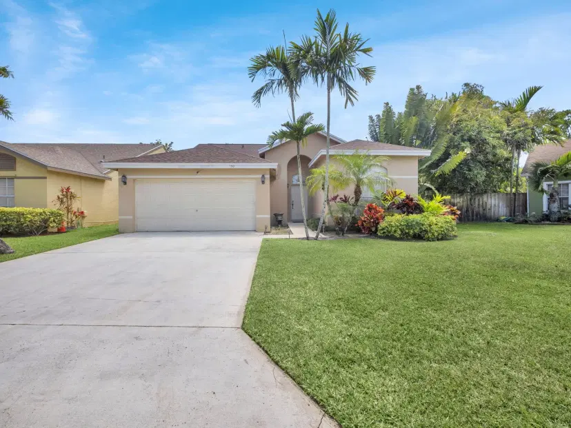 Picture of 150 Heatherwood Drive, Royal Palm Beach FL 33411