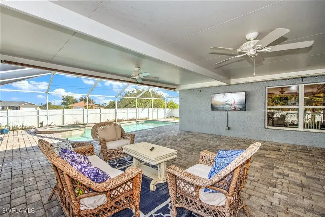 Picture of 1137 Nelson Rd N, Cape Coral, FL 33993