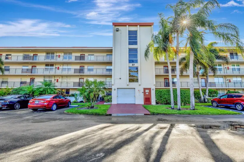 Picture of 27 Abbey Lane 407, Delray Beach FL 33446