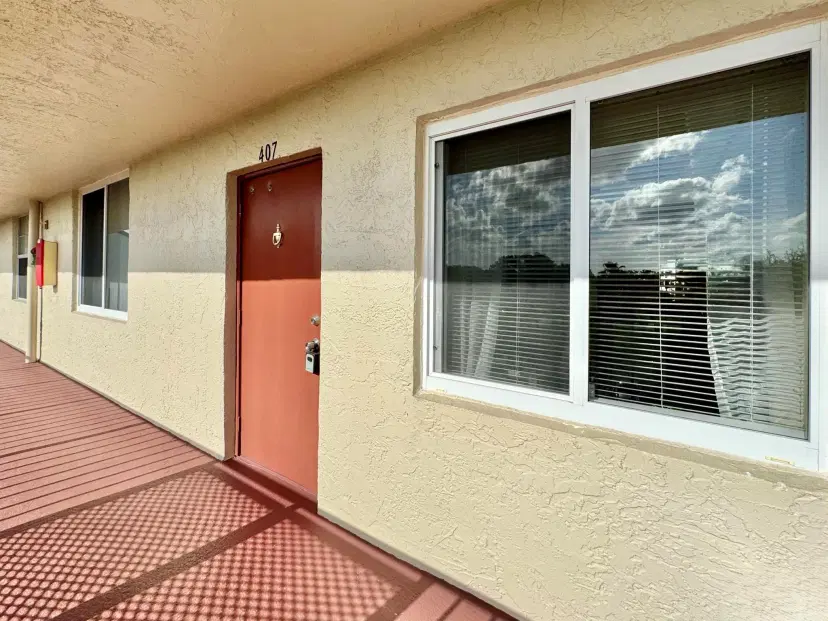 Picture of 27 Abbey Lane 407, Delray Beach FL 33446