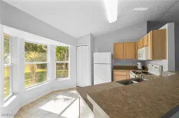 Picture of 1401 NW 16Th Pl, Cape Coral, FL 33993