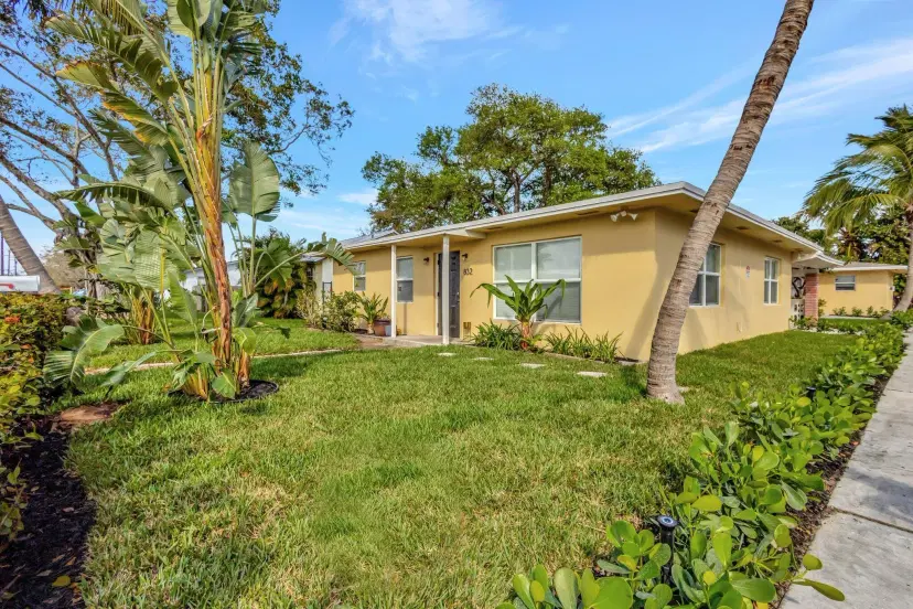Picture of 832 S J Street 1, Lake Worth Beach FL 33460