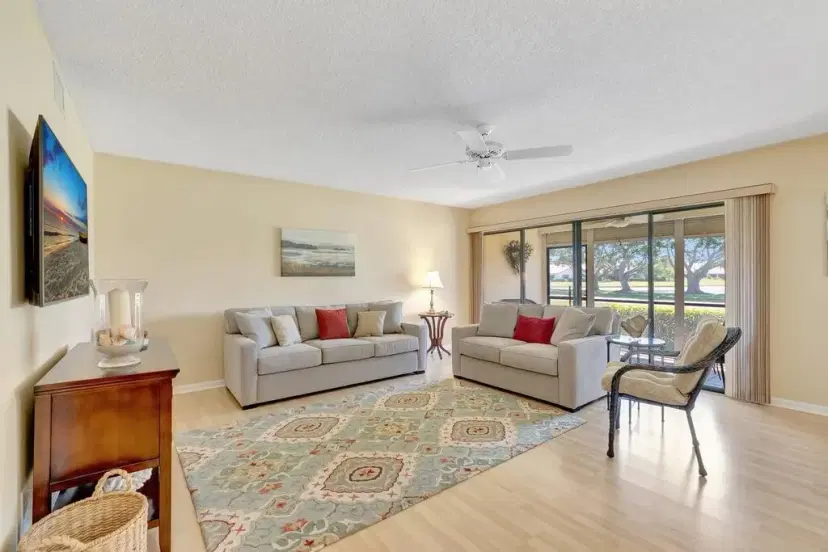 Picture of 5787 Parkwalk Drive, Boynton Beach FL 33472