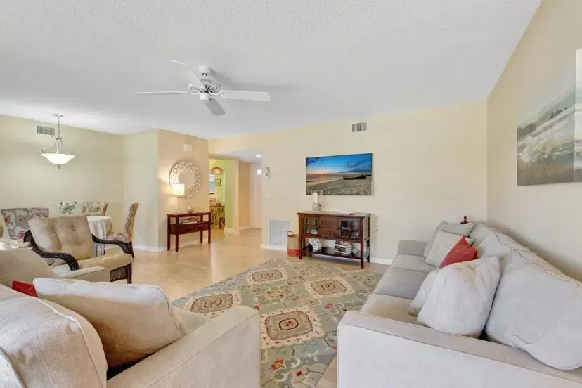 Picture of 5787 Parkwalk Drive, Boynton Beach FL 33472