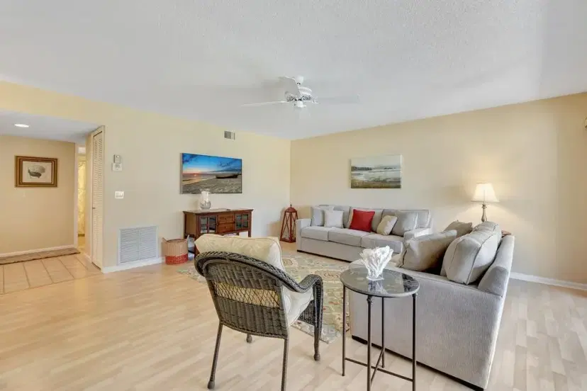 Picture of 5787 Parkwalk Drive, Boynton Beach FL 33472