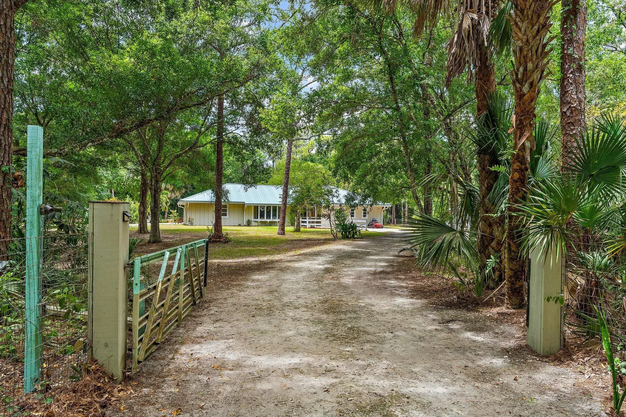 Picture of 15721 111Th Terrace N, Jupiter, FL 33478