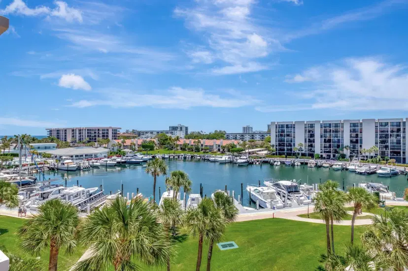 Picture of 2707 N Ocean Boulevard D506, Boca Raton FL 33431