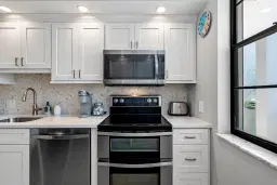 Picture of 911 Ocean Drive 105, Juno Beach, FL 33408