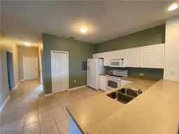 Picture of 10036 Heather Ln 1304, Naples, FL 34119