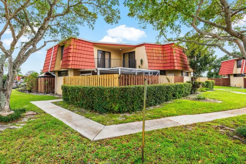 Picture of 8352 Trent Court # B, Boca Raton FL 33433