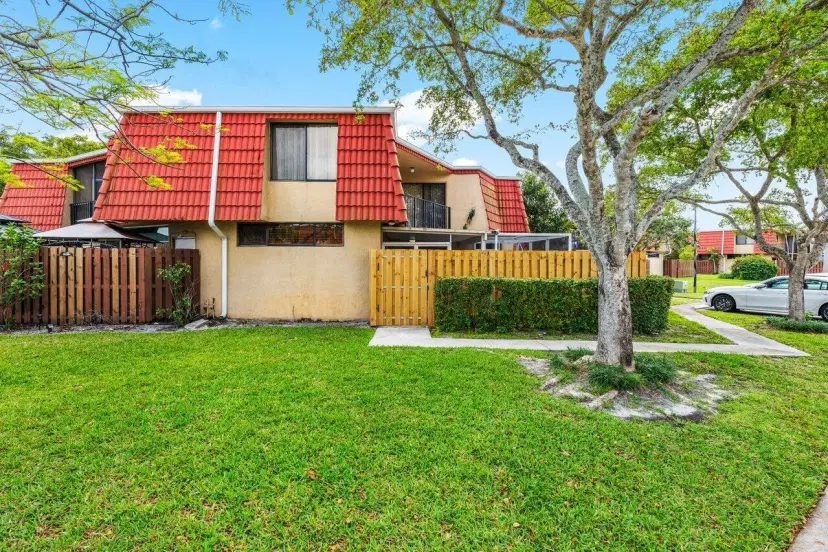 Picture of 8352 Trent Court # B, Boca Raton FL 33433