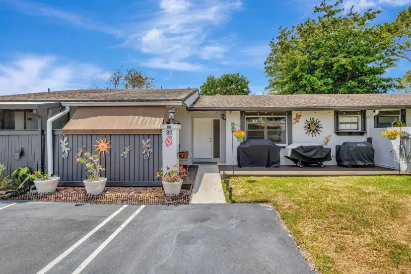Picture of 80 Westecunk Dr 80, Royal Palm Beach FL 33411