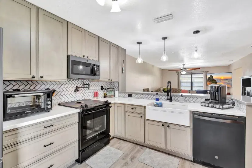 Picture of 80 Westecunk Dr 80, Royal Palm Beach FL 33411