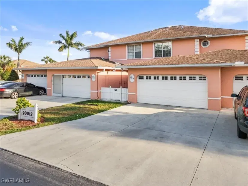 Picture of 20012 Lake Vista Cir N 8B, Lehigh Acres FL 33936