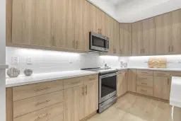 Picture of 140 Water Pointe Place 15, Jupiter, FL 33477