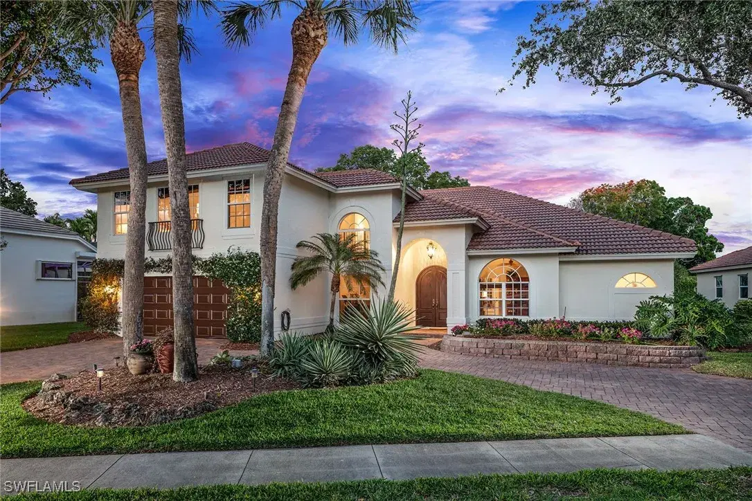 Picture of 7996 Beaumont Ct, Naples, FL 34109