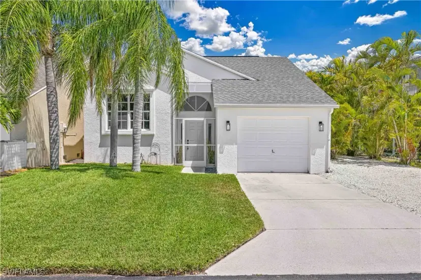 Picture of 6088 Waterway Bay Dr, Fort Myers FL 33908