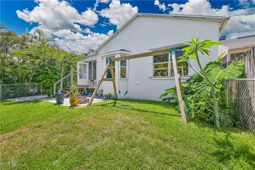 Picture of 6088 Waterway Bay Dr, Fort Myers FL 33908
