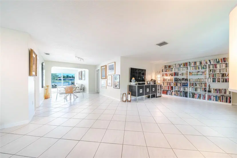 Picture of 15101 Falkirk Pl, Miami Lakes FL 33016