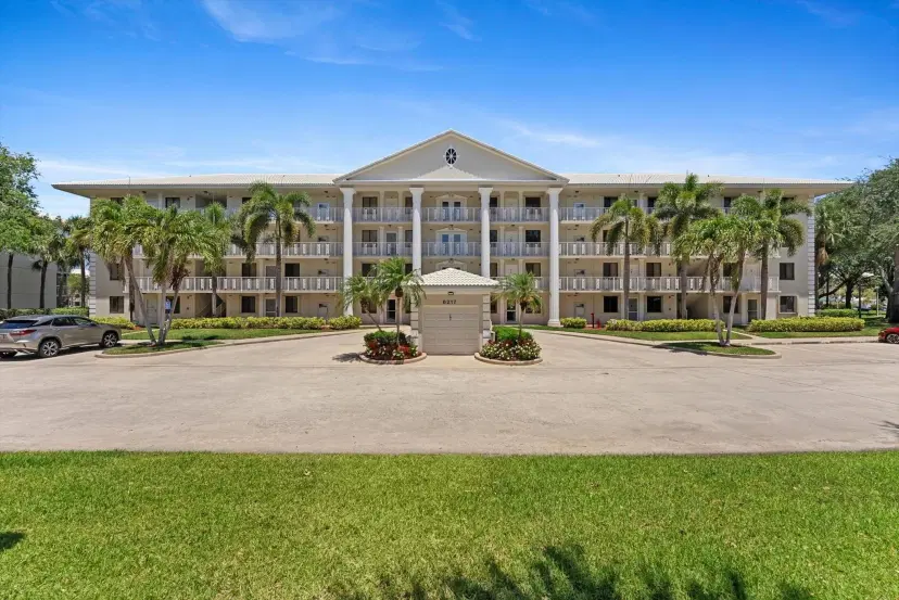 Picture of 6217 Balboa Circle 305, Boca Raton FL 33433