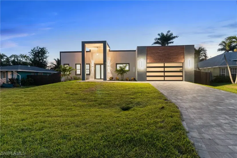 Picture of 4026 SE 3Rd Ave, Cape Coral FL 33904