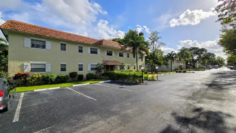 Picture of 5621 SW 2Nd Court 209, Margate FL 33068