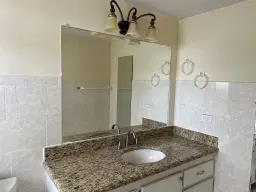 Picture of 447 NE 195Th St 221, Miami, FL 33179