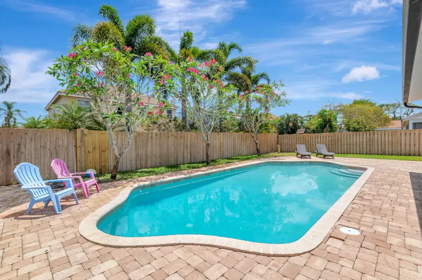 Picture of 8884 Spring Valley Drive, Boynton Beach FL 33472
