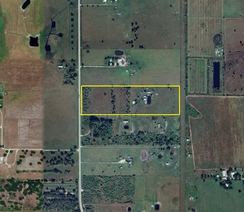 Picture of 12746 NE 56Th Avenue, Okeechobee, FL 34972