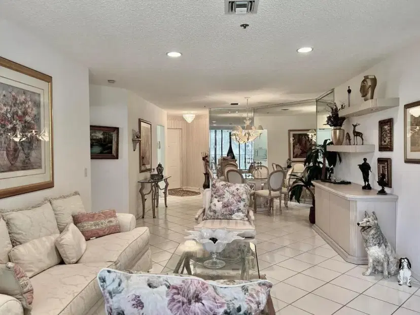 Picture of 5133 Brisata Circle L, Boynton Beach FL 33437