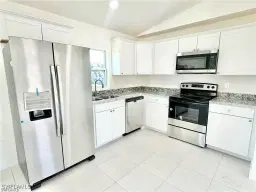 Picture of 318 NE 14Th St, Cape Coral, FL 33909