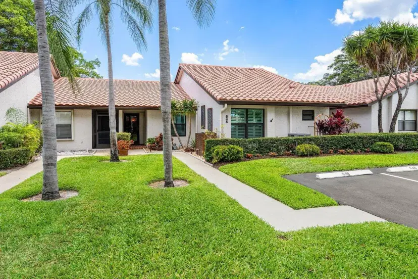 Picture of 648 Deer Creek Edgewater Drive, Deerfield Beach FL 33442