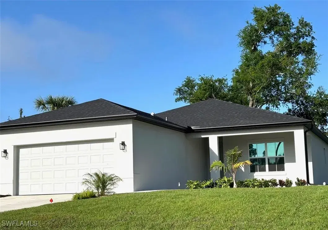 Picture of 5525 Berryman St, Lehigh Acres, FL 33971