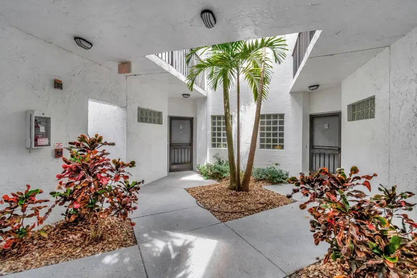 Picture of 5438 Verona Drive H, Boynton Beach FL 33437