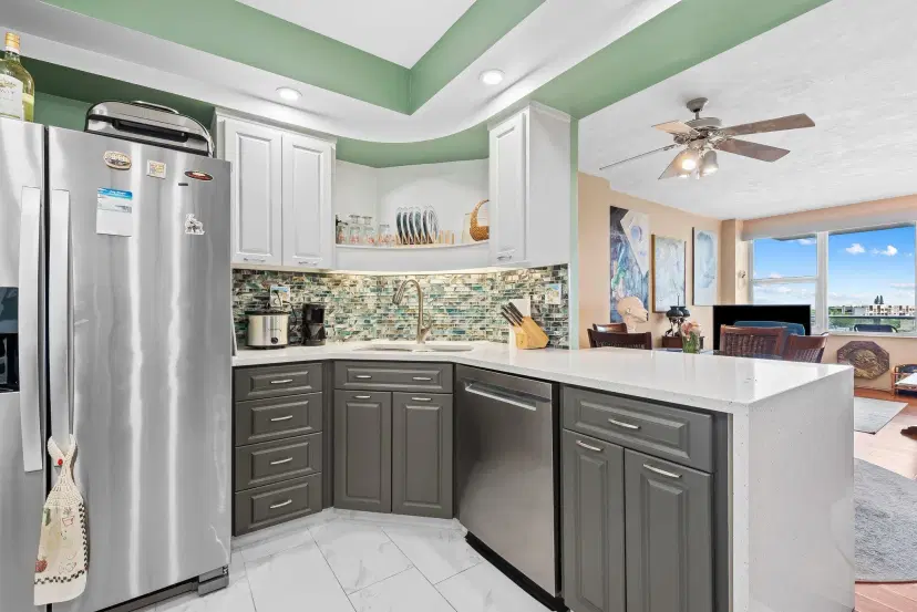 Picture of 3333 NE 34Th Street 611, Fort Lauderdale FL 33308