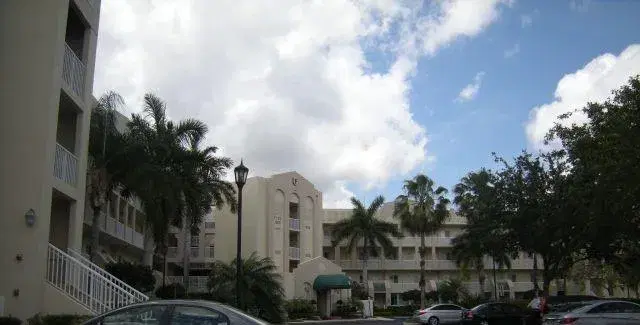 Picture of 7727 Southampton Ter 205, Tamarac, FL 33321