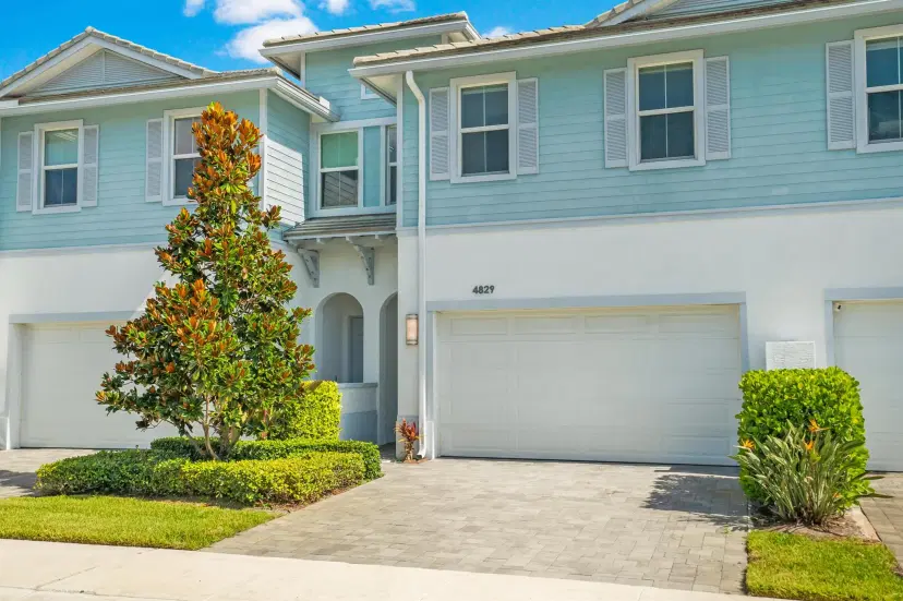 Picture of 4829 Pointe Midtown Road, Palm Beach Gardens FL 33418