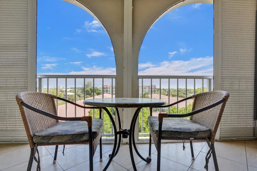 Picture of 250 NE 20Th Street 5060, Boca Raton FL 33431