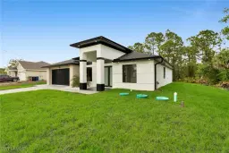 Picture of 911 Anthony St E, Lehigh Acres, FL 33974