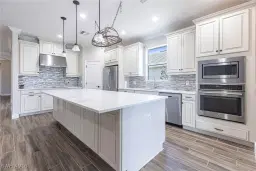 Picture of 2761 Lambay Ct, Cape Coral, FL 33991