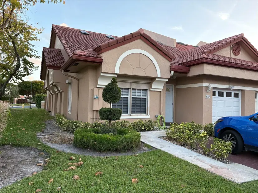Picture of 9749 Malvern Dr 9749, Tamarac FL 33321