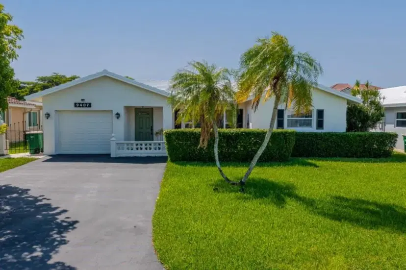 Picture of 9407 NW 74Th Pl, Tamarac FL 33321