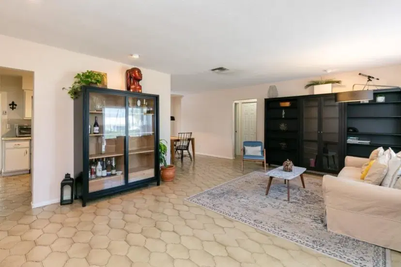 Picture of 9407 NW 74Th Pl, Tamarac FL 33321
