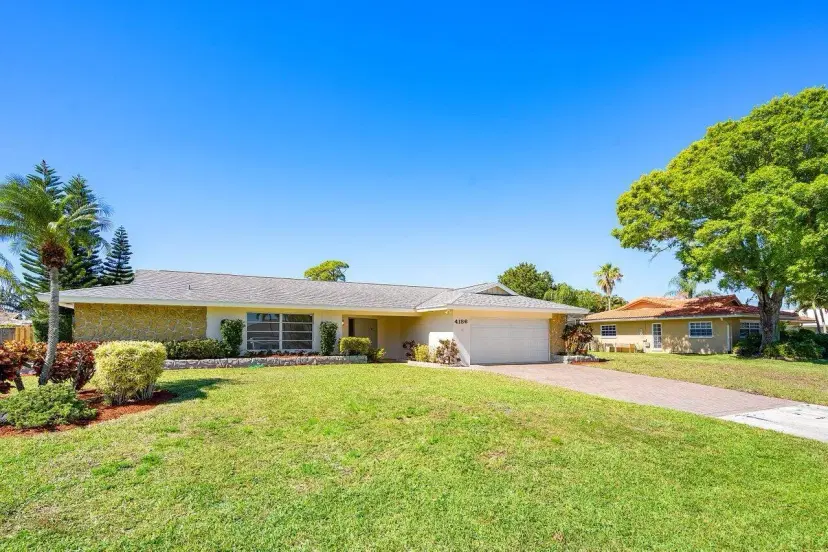 Picture of 4186 Oak Street, Palm Beach Gardens FL 33418
