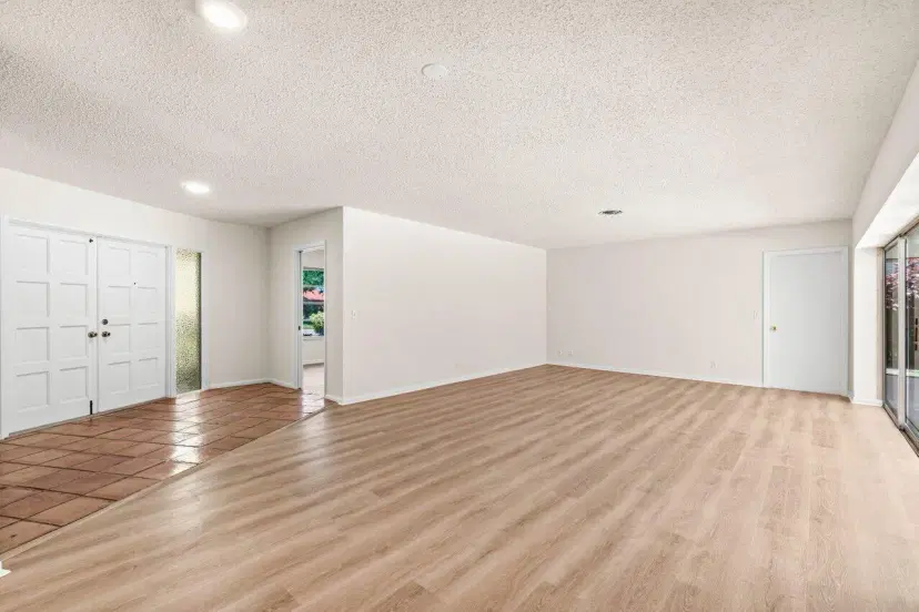 Picture of 4186 Oak Street, Palm Beach Gardens FL 33418