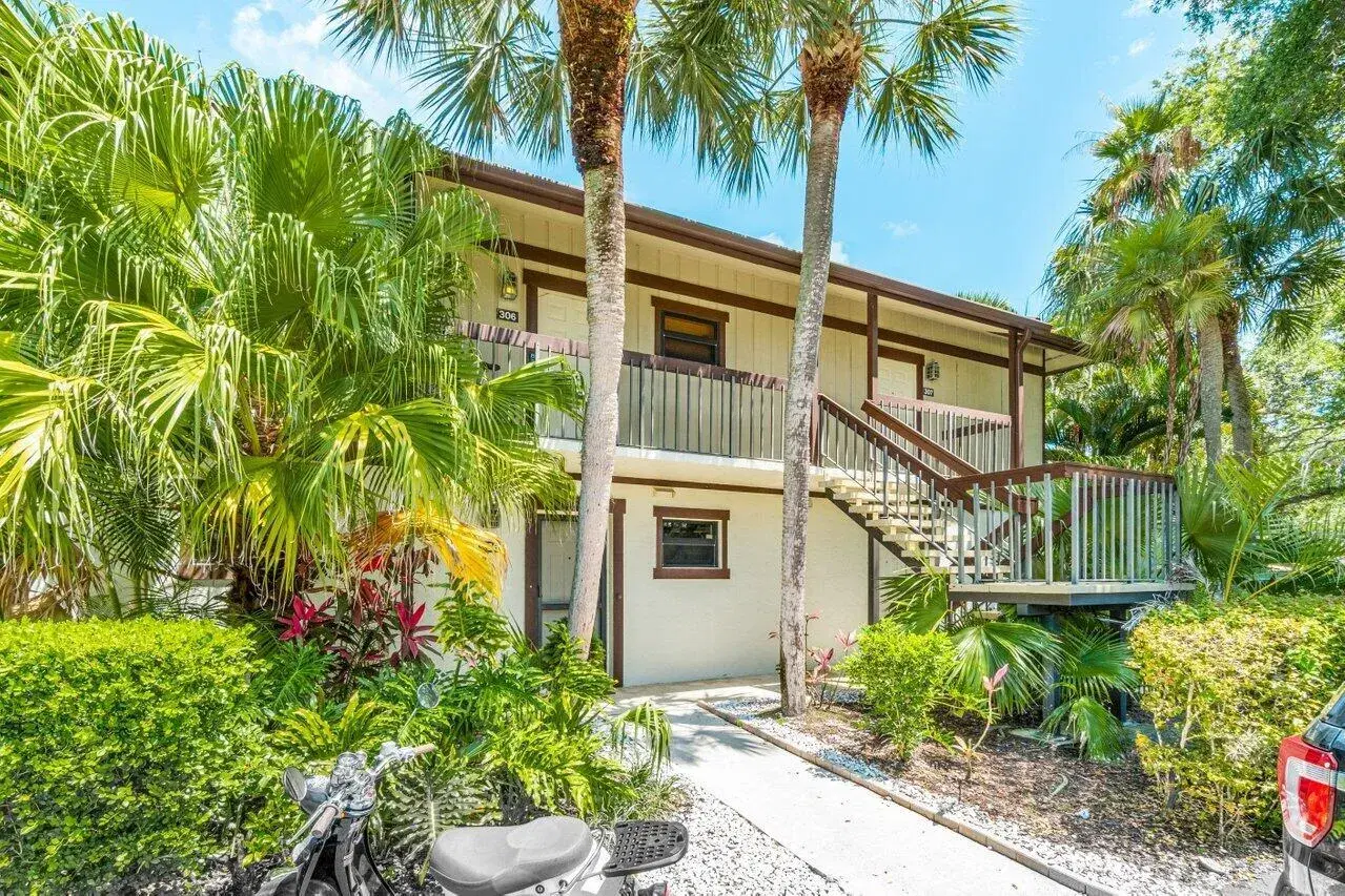 Picture of 13334 Polo Club Road Apt 206, Wellington, FL 33414