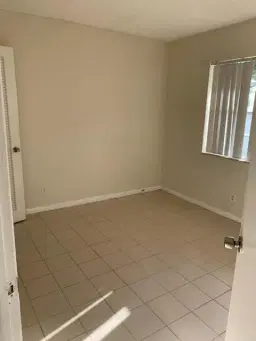 Picture of 1630 Embassy Drive 102, West Palm Beach, FL 33401